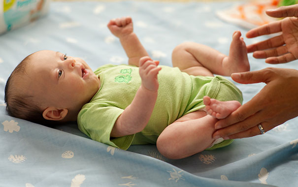 Premature infant care：tips for diapering